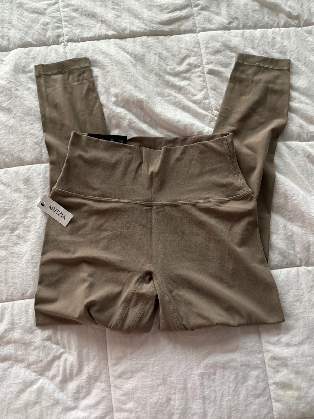 Aritzia Golden Butter Hi-Rise leggings